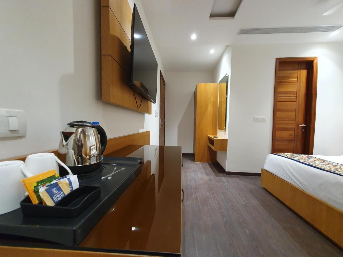Hotel Classio Royale Амритсар Екстериор снимка